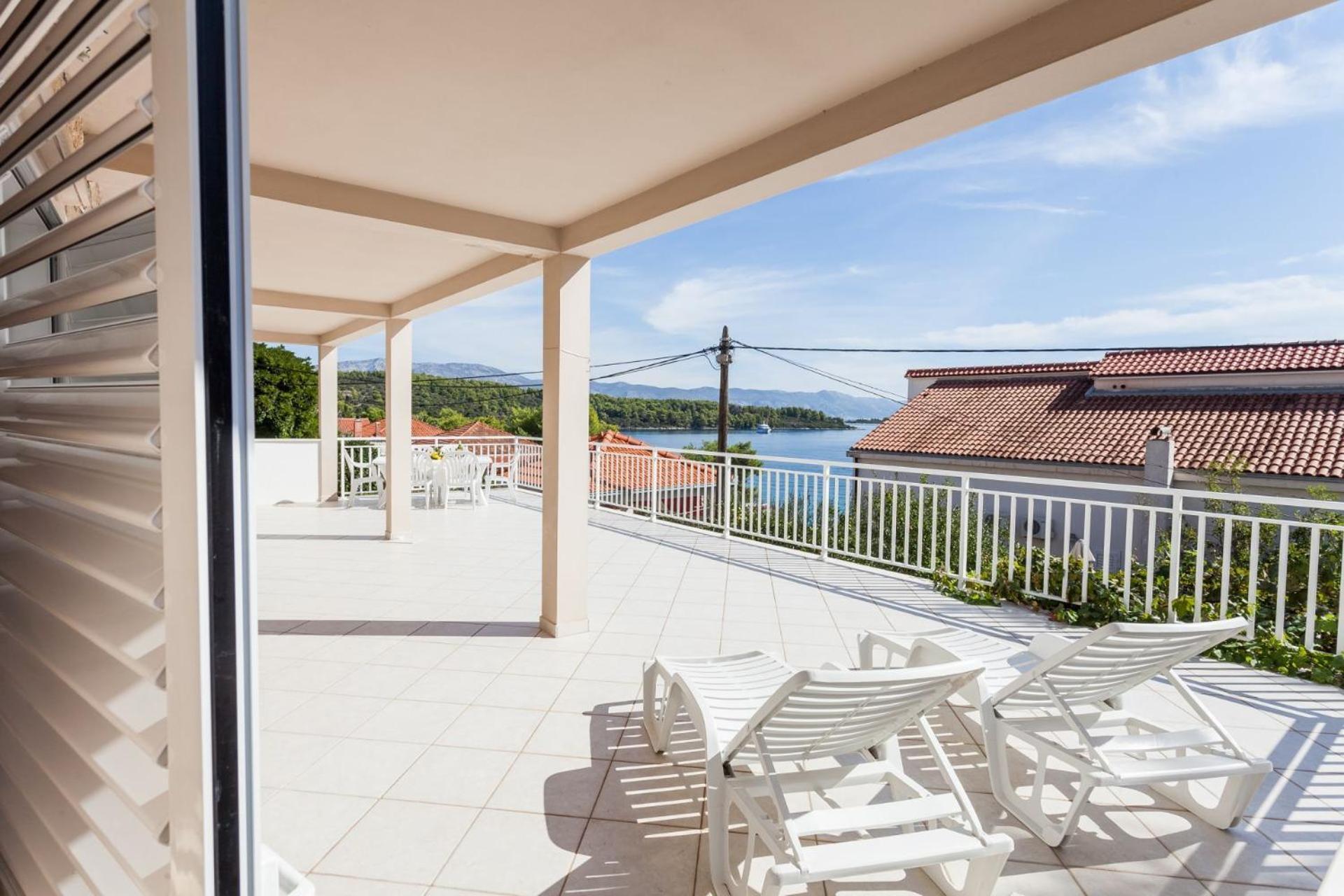Apartment Dado - Terrace With Sea View Lumbarda Exterior foto